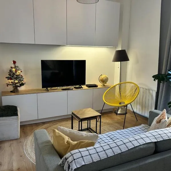 Maison Cosy en centre-ville, ξενοδοχείο σε Libourne