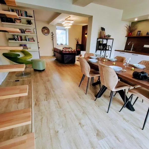 Luxe vakantie huis met sauna, 8pers, 3 badkamers, hotel u gradu 'Cerfontaine'