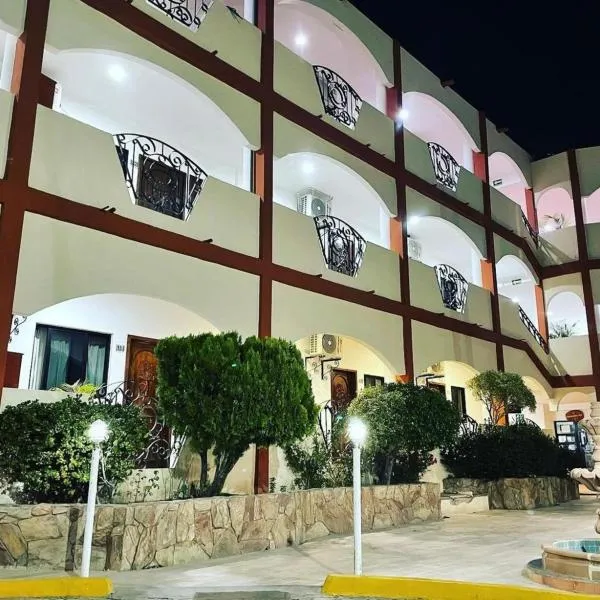 Hotel Las Fuentes, hotel v destinaci Los Mochis