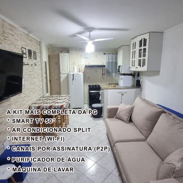 Kit completa na praia da Aviação ótima localização com Ar Condicionado, WI FI, SMARTV, CANAIS, PORTARIA 24H