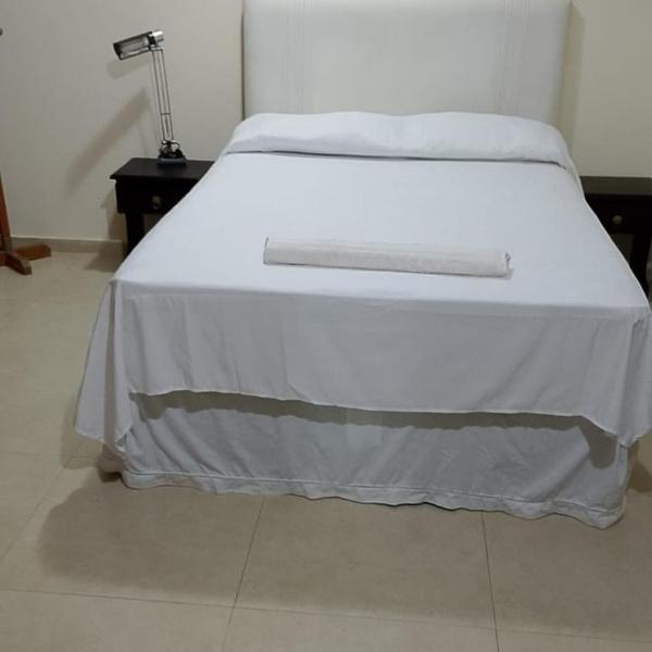 Casa grande e aconchegante, muito central, aluguel de quartos - Foto 5