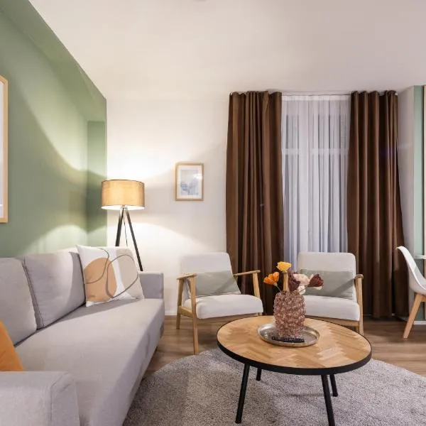 STAYY Nº7 Suites & Studios -Self Check-in، فندق في زيورخ