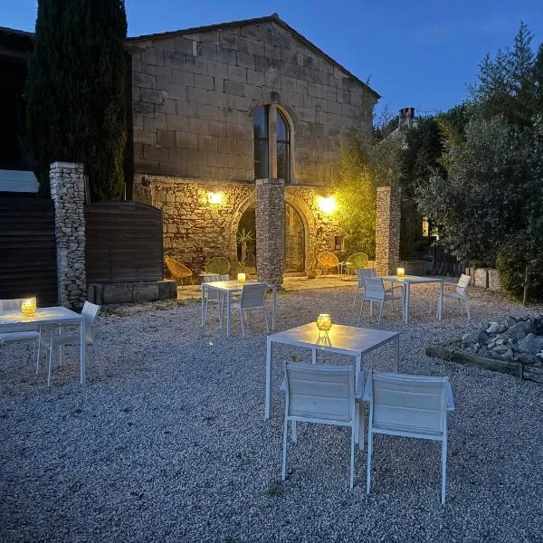 B&B Maison d'hôte et gite Mas d'Eymard, hotel v destinaci Arles