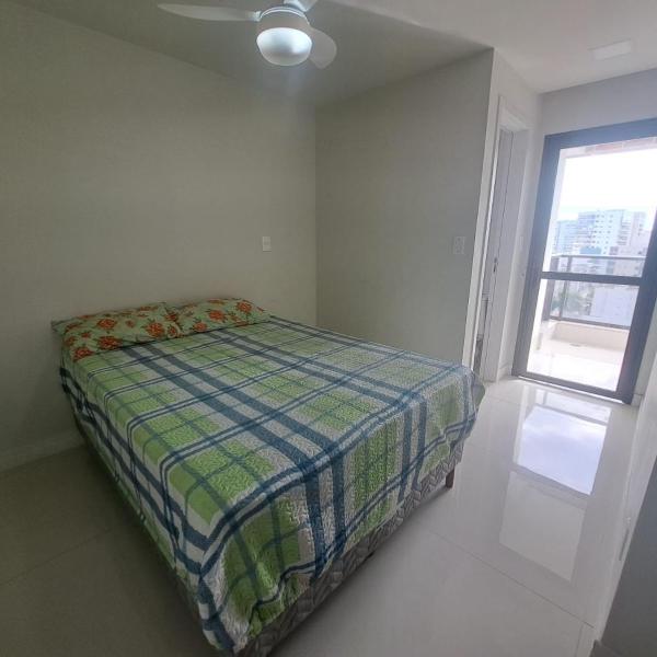 Guarapari- praia do Morro- apto PE NA AREIA com vista lateral para mar loalizacao privilegiada em frente o quiosque 19 Beira Mar Wi Fi - Foto 2