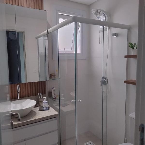 Apartamento lindo e moderno na praia ingleses - Foto 3