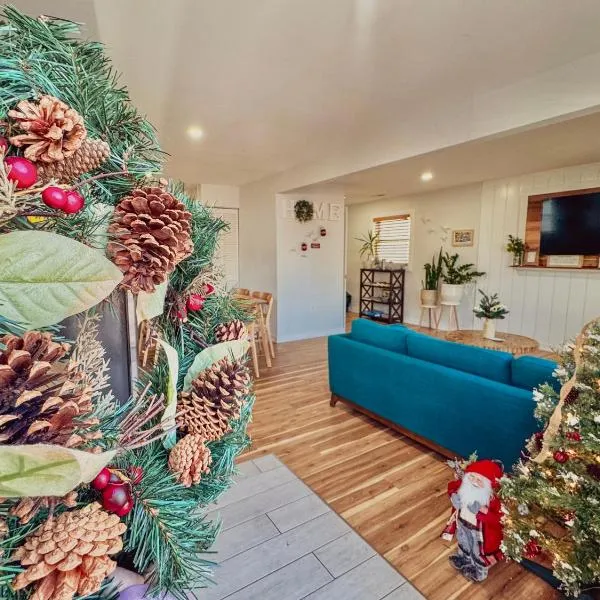 Unique Wildwood 3 BR 1,5 BA Entire House in the Heart of Wildwood!, hotel v destinaci Wildwood