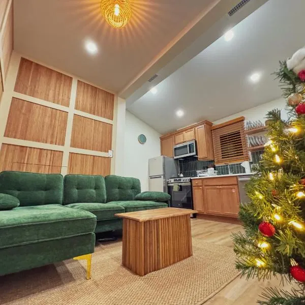 Stylish 2 BR 1 BA Apartment - Steps to the Ocean - Hidden Gem, hotel v destinaci Wildwood