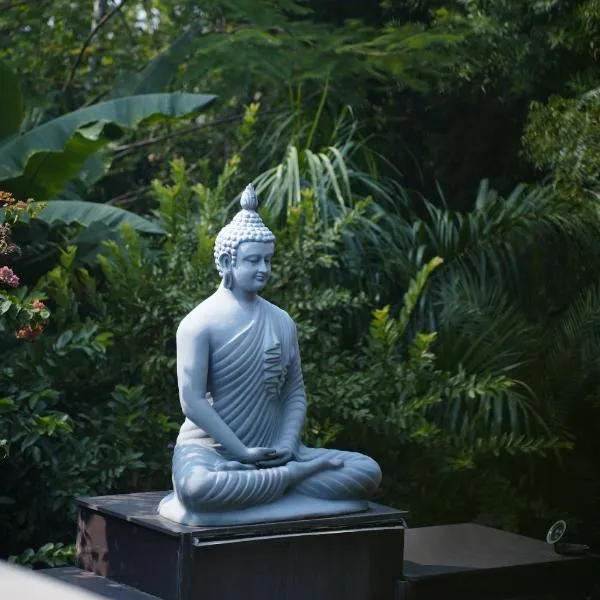 Gulmohar Eco Village Resort, ξενοδοχείο σε Naraini