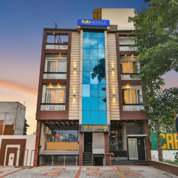 Via Shaurya Inn, hotel v destinaci Lakhnaú