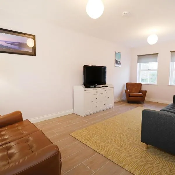 Royal Hillsborough Village Luxury Townhouse, hotel i Hillsborough