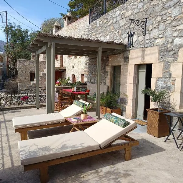 ILAKATI House, Megalo Horio village, Tilos Island, ξενοδοχείο στο Μεγάλο Χωριό