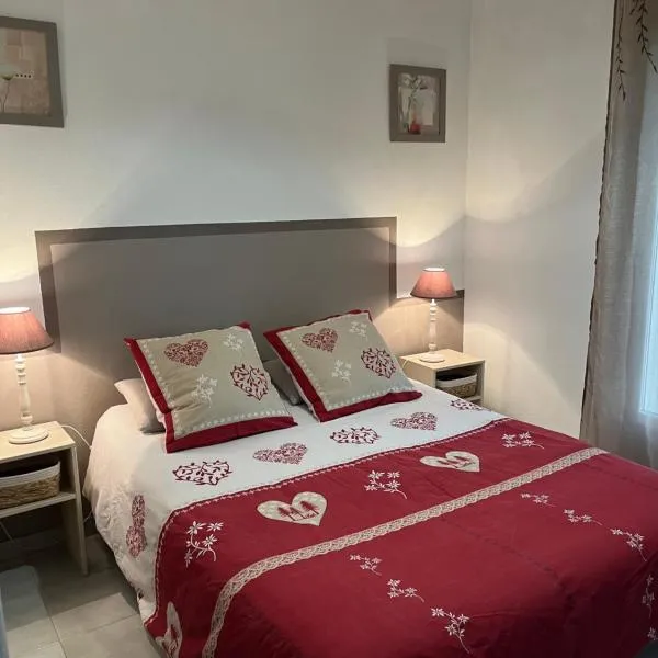 Le gîte de Cambuisson, ξενοδοχείο σε Velleron