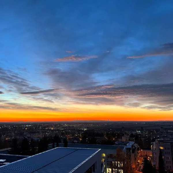 Modern City View Apartment near Medical College Free Street Parking, hotel v destinaci Stara Zagora