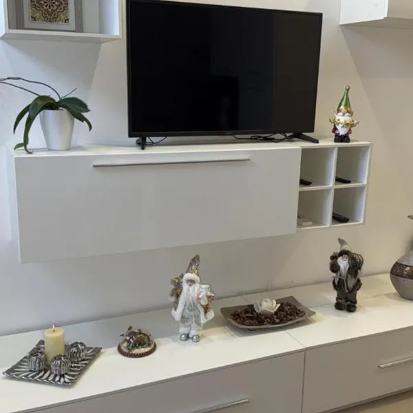 Le bougainvillea 1, hotel v destinaci Corbetta