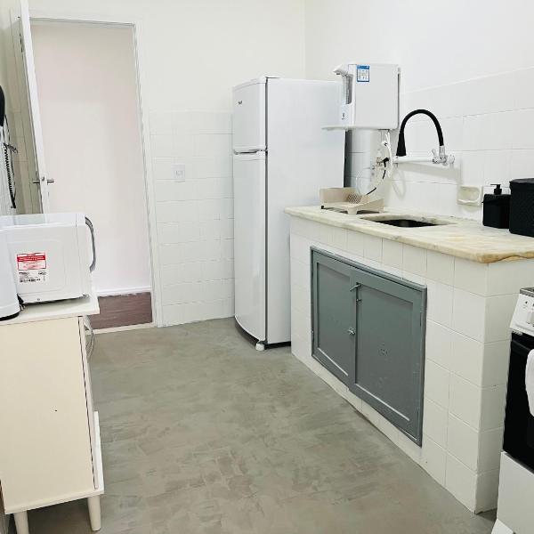 Praia do Forte com 2 Quartos, Ar condicionado, Garagem e Wifi Próximo ao Centro - Foto 4