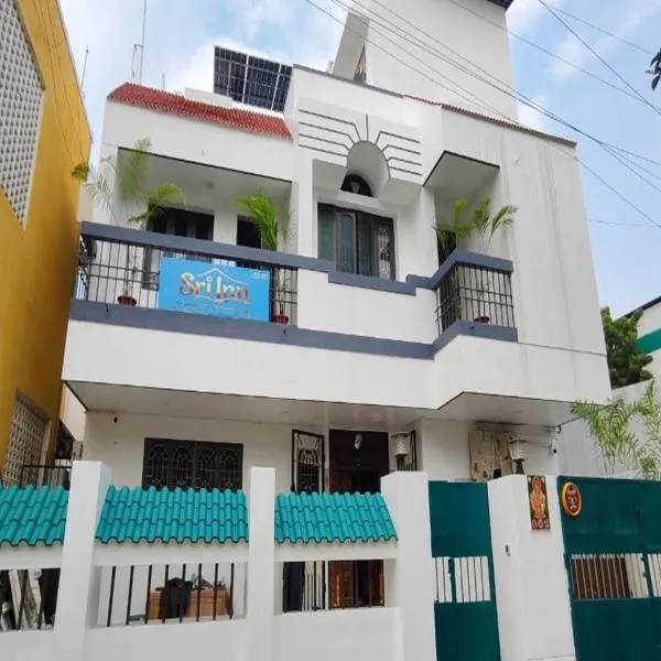 Sri Inn – hotel w mieście Puducherry