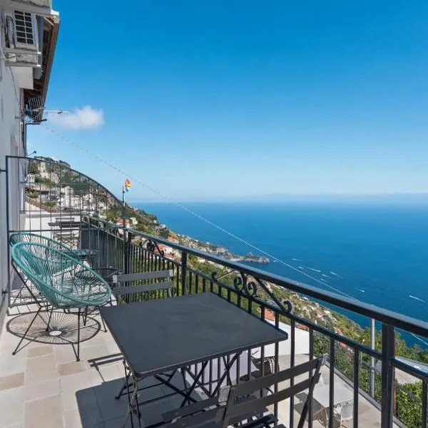 Blue View Luxury Rooms, ξενοδοχείο στο Furore