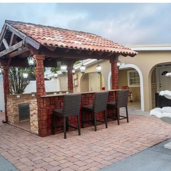 Home Luxury โรงแรมในแทมปา