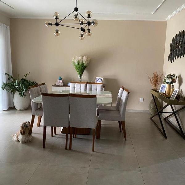 Casa com piscina