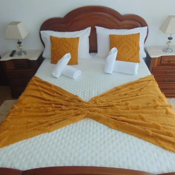 ManelMar Guest House, hotel in Nazaré