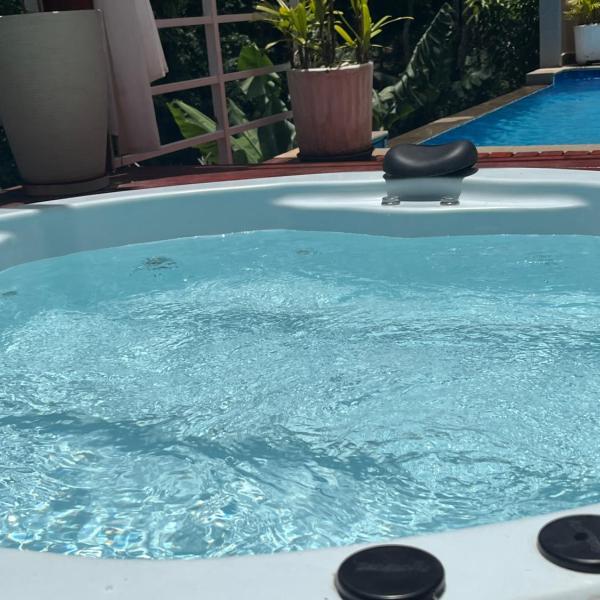 Refúgio com hidro, piscina e linda vista! - Foto 4