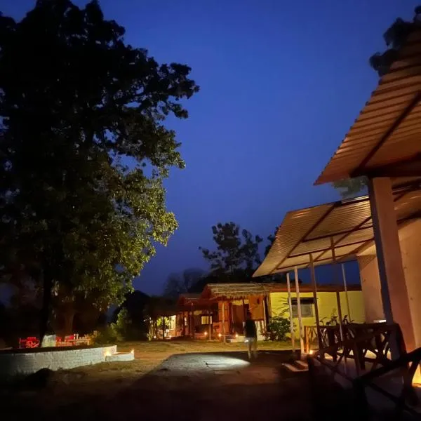 Home in the Jungle, ξενοδοχείο σε Seonī