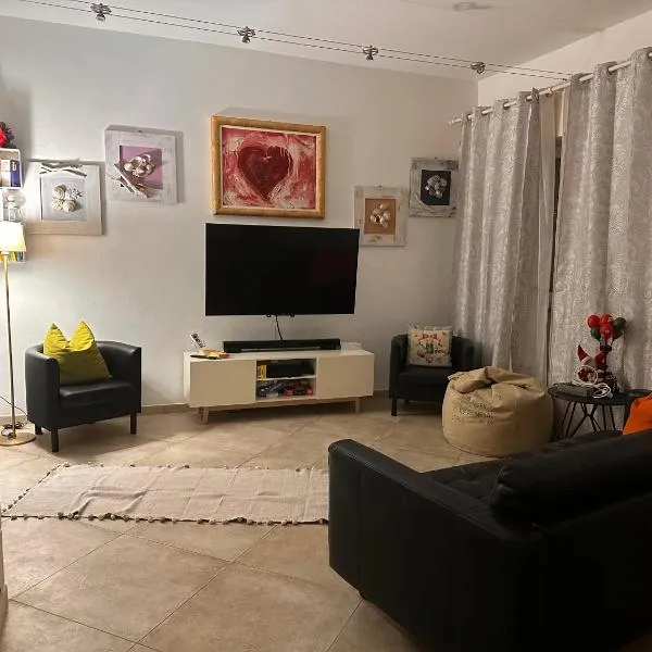 Il Don Minzoni 98 "Casa Vacanze", ξενοδοχείο στο Λίντο ντι Καμαϊόρε