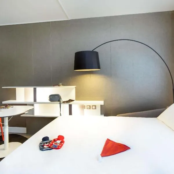 Novotel Suites Perpignan Centre - Grandes Suites & Confort Centre-Ville, hotel v destinaci Perpignan