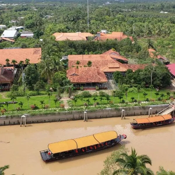 Út Trinh Homestay，位于永隆的酒店