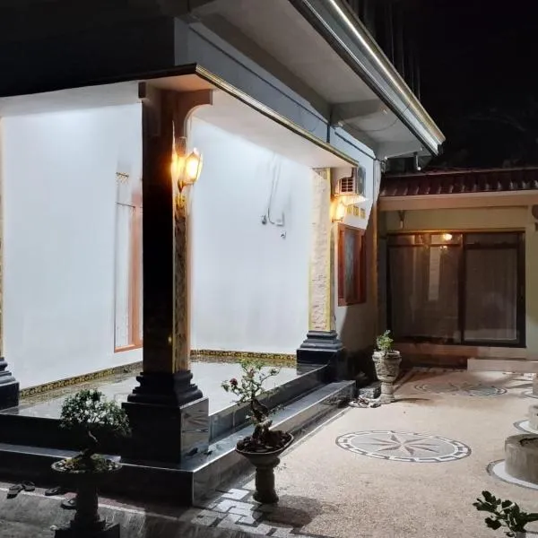 Traveling Guest House Lombok, ξενοδοχείο σε Kuta Lombok