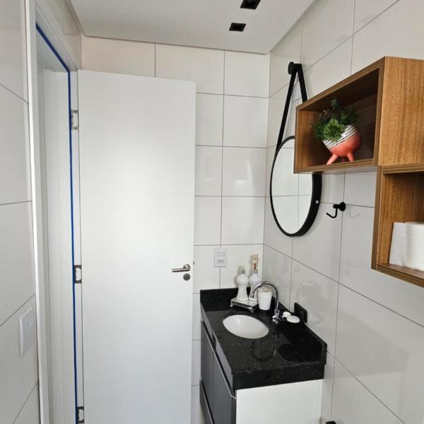 Apartamento em Mongaguá, Pé na Areia, Vista Belíssima! - Foto 3