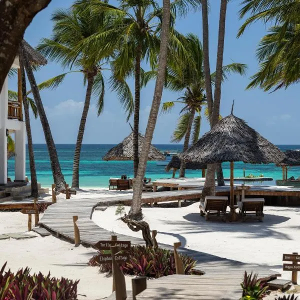 Waterlovers Beach Resort, hotel in Diani Beach