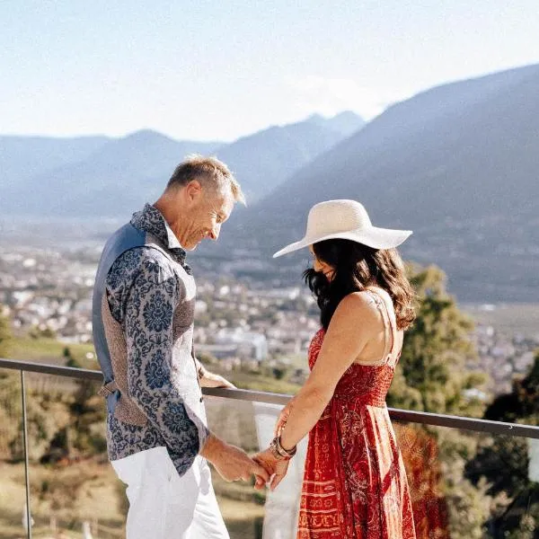 Panoramahotel Am Sonnenhang, hotell sihtkohas Tirool