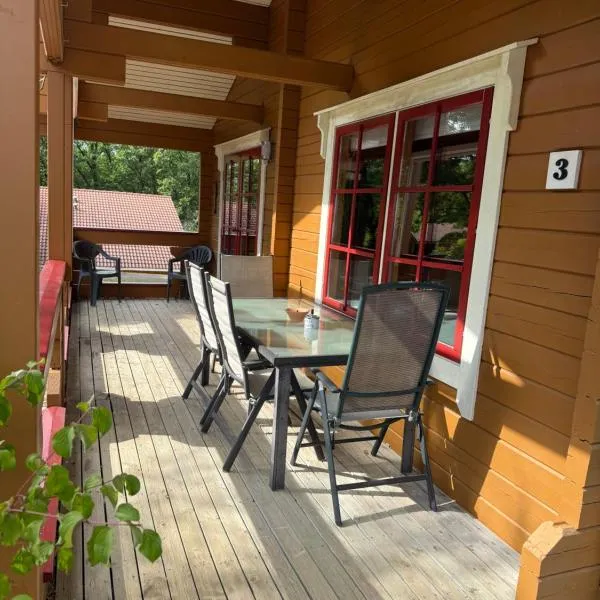 Chalets du Soleil, ξενοδοχείο σε Mauroux