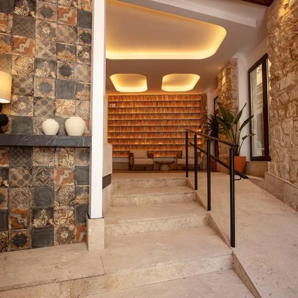 Viesnīca VELALMA -Edificio exclusivo de apartamentos turisticos en Centro histórico-JAEN pilsētā Haena