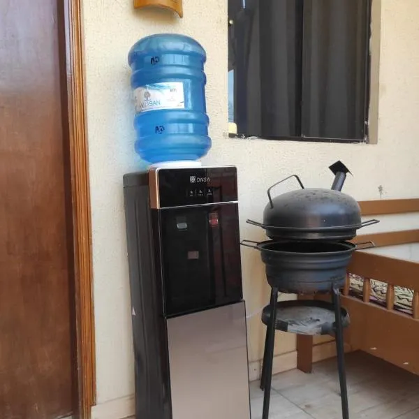 Mi Hábitat Dormitorios con Sala Cocina Comedor y Quincho, hotel in Asuncion