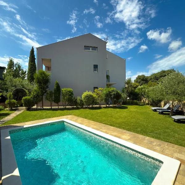 Rooms and Apartments IstraSoley, ξενοδοχείο σε Bale