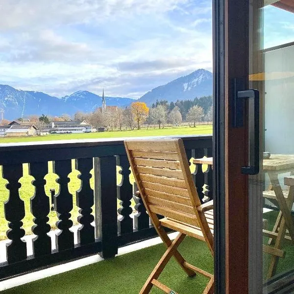 Sonnhof Apartments Tegernsee - zentral und perfekt für Urlaub & Arbeit, ξενοδοχείο σε Bad Wiessee