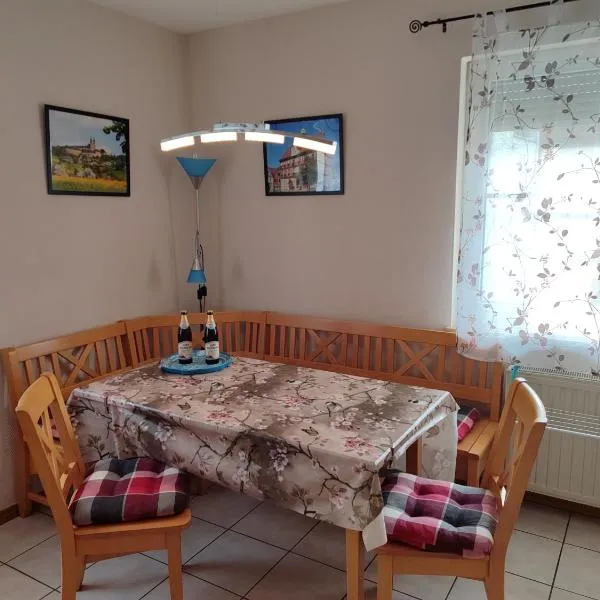 Ferienwohnungen Wittmann, Wohnung 1.OG, hotel in Bad Staffelstein