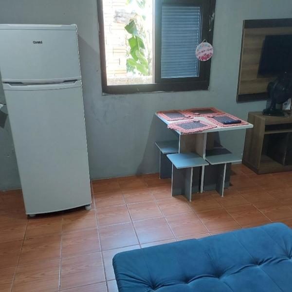 Kitnet geminada próximo da praia - Foto 4