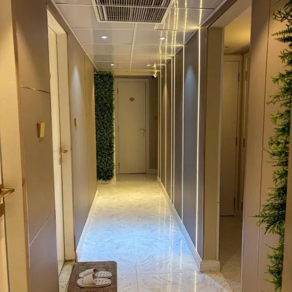 Bright Rooms, hotel in Dubai