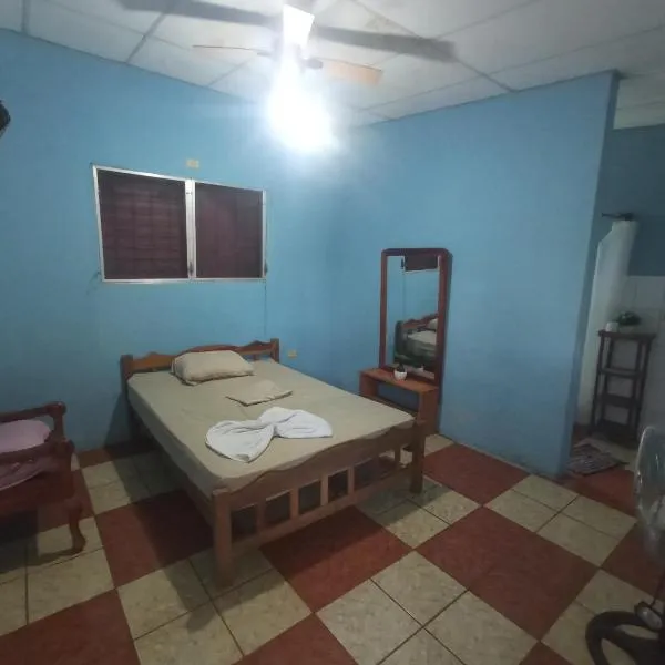 hostal Casa pura vida, hotel in Rivas