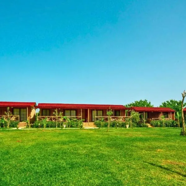 Izgen Bungalows, hotel in Cıralı