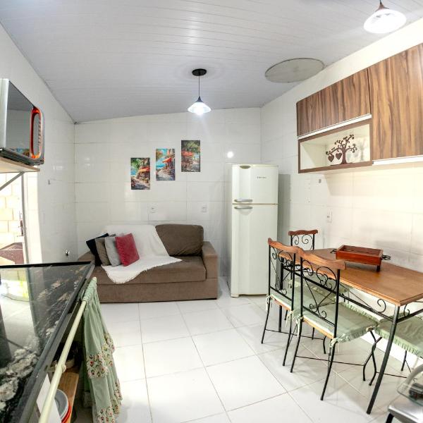 Casa completa perto da praia, 5 hóspedes, churrasqueira