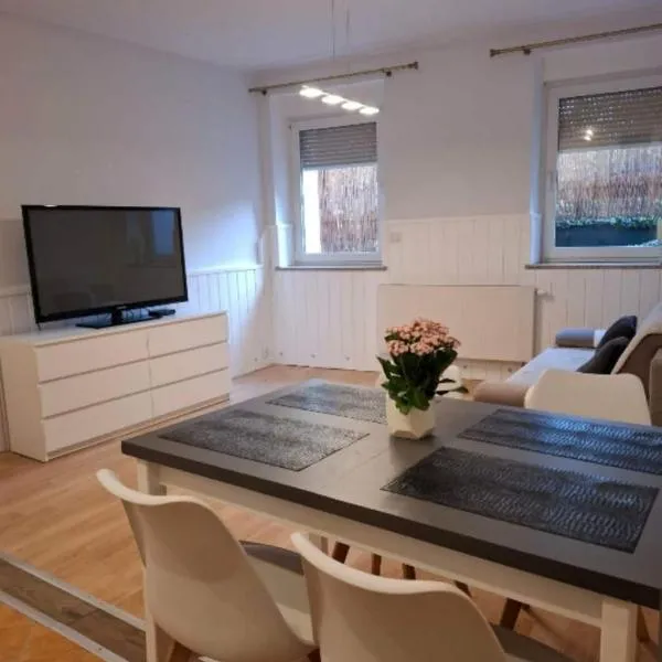 Apartament Juliusz Slowacki، فندق في شتشافنو-زدروي