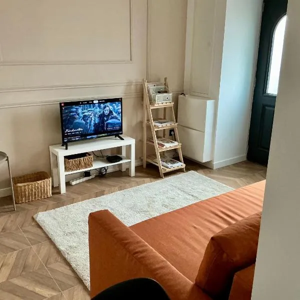 NEW Home Confort Clim Jardin Parking Netflix, hotel in Haguenau