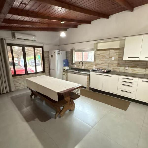 Casa Ampla Próximo à Praia - Foto 3