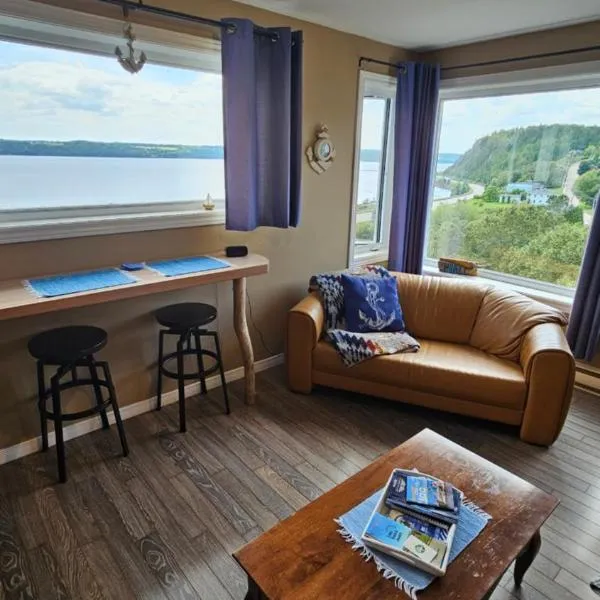 Saint-Fulgence में, होटल Suite 1 Flèche du fjord vue Saguenay Monts Valin