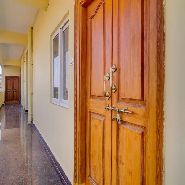 Super Collection O RBS NFC Road, hotel di Hyderabad