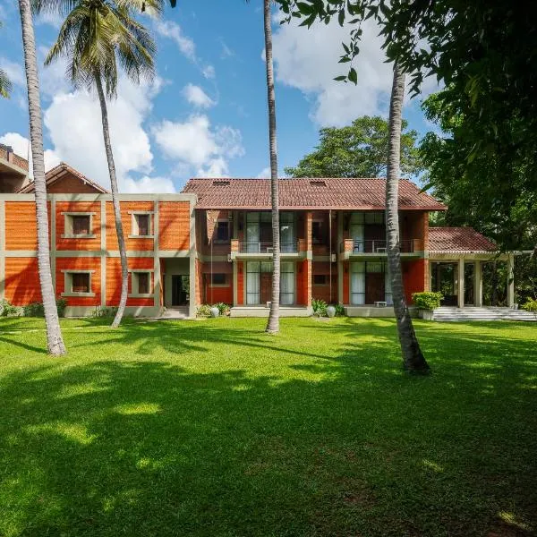 Arika Villa - Special Deals on F&B and Spa Treatments, hotel in Dambulla